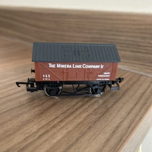 Hornby OO Gauge The Minera Lime Company Wagon #7 - Picture 1 of 7