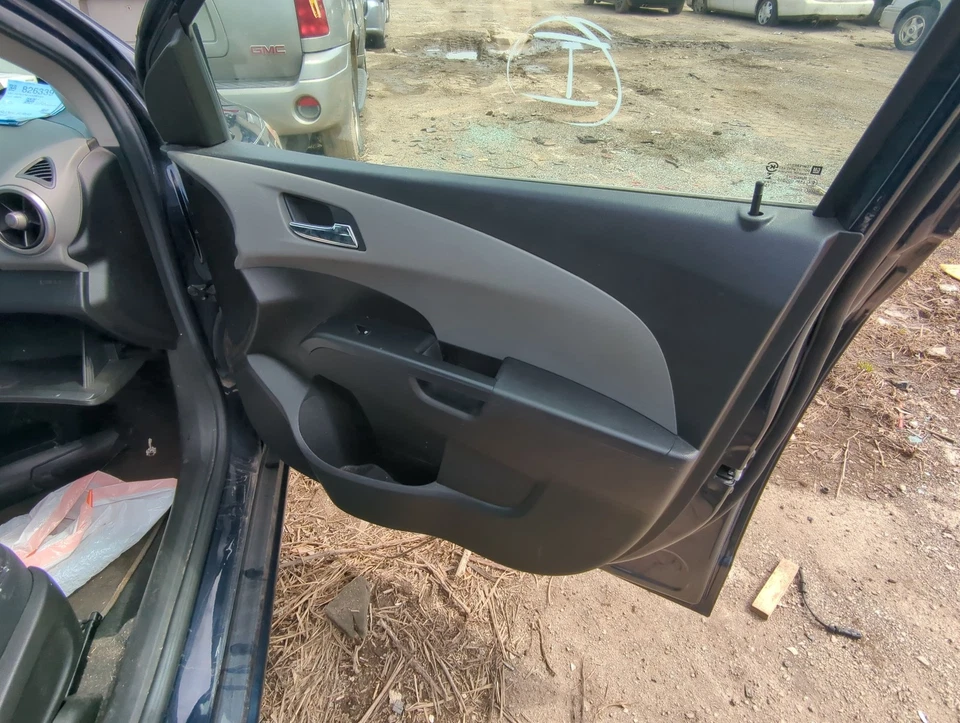 Chevrolet Sonic 2015 pasajero delantero derecho interior panel puerta moldura TJMHW Foto 1 de 1