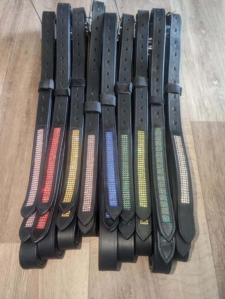 Estribo Inglés Cuero Negro Bling Cristales Negro 48 54 60 70 Foto 1 de 1