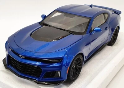 Autoart 1/18 Scale Model 71209 - Chevrolet Camaro ZL1 - Hyper Blue - Photo 1/4