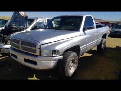 Conjunto de luz de estacionamiento/señal de giro usado se adapta a: Dodge 1500 1997 pickup lámpara de estacionamiento Foto 1 de 4