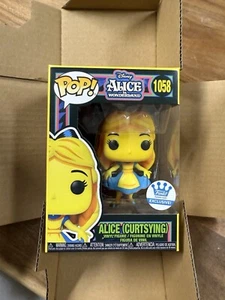 Brand New Funko Pop Alice In Wonderland *Alice Curtsying* 1058 Black Light - Picture 1 of 2