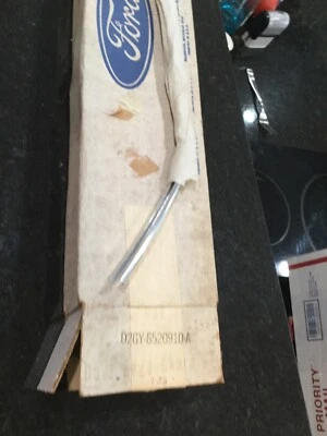 Molduras protectoras de borde de puerta Mercury Montego 1972 dos puertas D2GY-6520910-A Foto 1 de 4