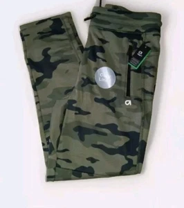 Gap Fit Boys Size XXL (14-16) Camo Green Tech Fleece Lined Body Sweatpants ~ New - Picture 1 of 8