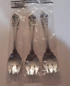 Grande Baroque by Wallace Sterling Silver Ice Cream Fork 5 1/2" SEALED OLD STOCK - Picture 1 of 2