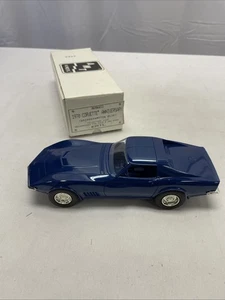 1970 Chevy Corvette Anniversary, Ertl/AMT Modell #8286EO, Bridgehampton blau Neu! - Bild 1 von 7