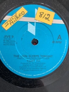 Tight Fit. The Lion sleeps tonight . 7” single 1982. Jive Records - Picture 1 of 4