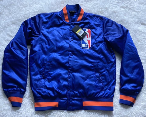 Nike SB NBA Satin Bomber Jacket Blue Orange Knicks AH3392-495 Men Size Small NWT Cover