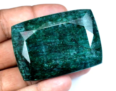 Natural Huge Green Emerald Zambian 490.0 CT Certified Cushion Cut Loose Gemstone - Image 1 of 4