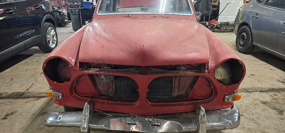 Conjunto de parachoques delantero con soportes para 62-67 VOLVO 120 SERIES 1179991 Foto 1 de 4