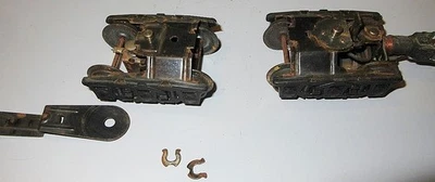 LIONEL #2426W.#2671W TENDER 6 WHEEL TRUCKS,MATCHED PAIR W/DRAWBAR.NICE - Image 1 of 4