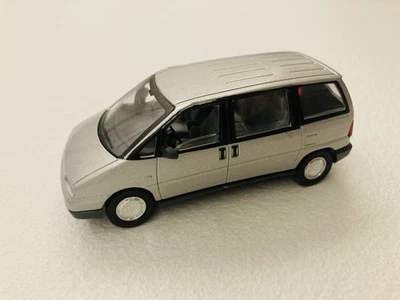 SOLIDO 1:43 AUTO DIE CAST FIAT ULYSSE ARGENTO - NO BOX - Immagine 1 di 3