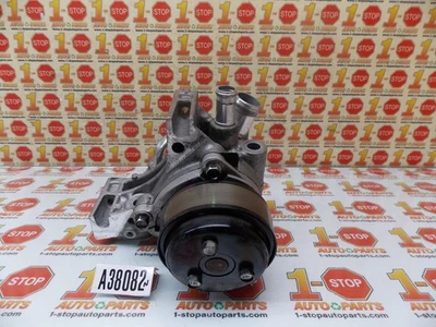 Bomba de agua refrigerante motor Nissan Kicks 2018-2024 1,6 L 21010-5Rb0A OEM Foto 1 de 4