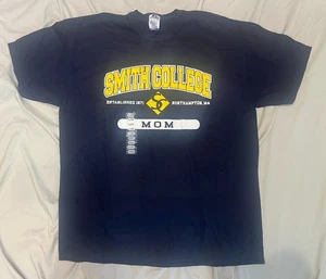T-shirt donna XL Smith College mamma Northampton MA nuova con etichette blu Russell atletica - Foto 1 di 4
