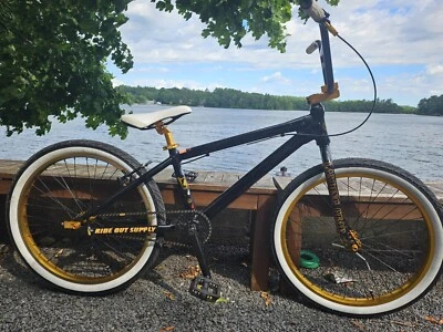 se Racing  Bike 24"  bmx Cruiser Black And Anodized Gold Bicycle   - Image 1 of 4