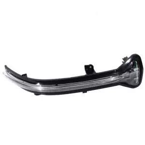 Right LED Turn Signal Light Exterior Mirror Lamp For BMW 5 Series G30 G31 G32 F90 M8 F92 - Picture 1 of 6
