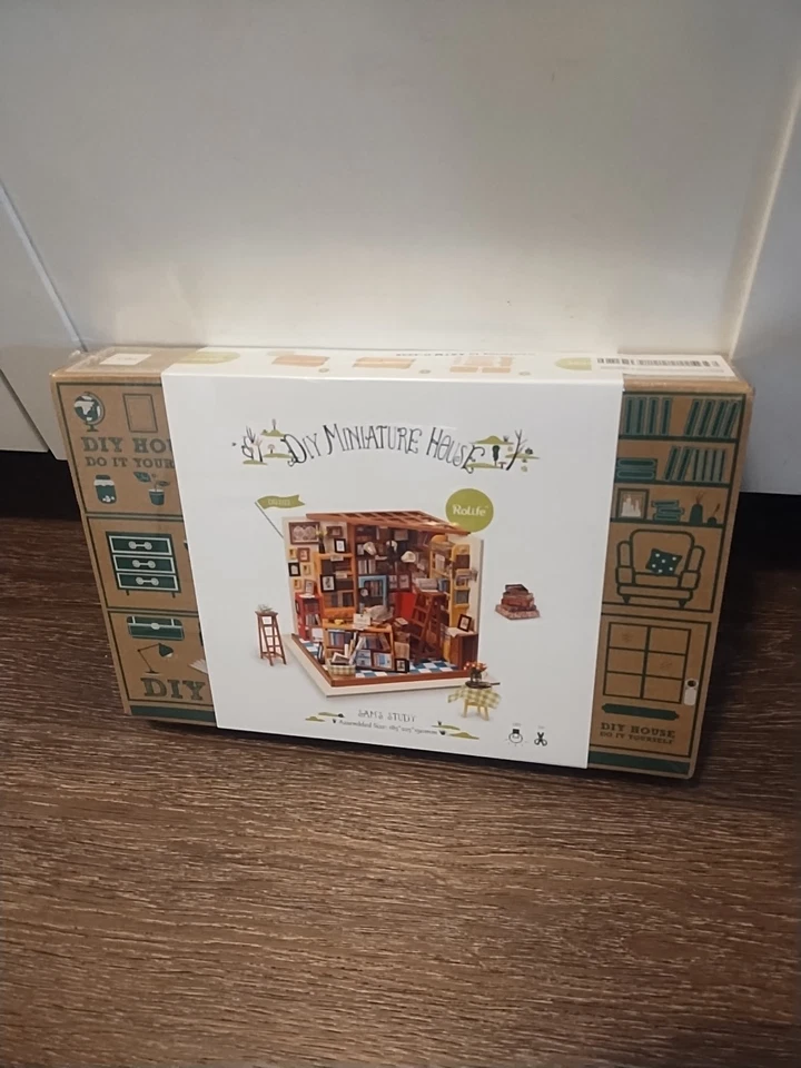 Robotime Rolife Locus's Sitting Room DIY Miniature House Room Kit DG106 NEW! - Image 1 of 2