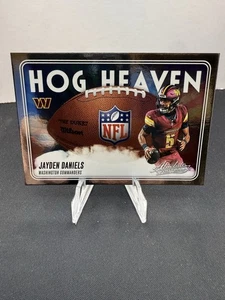 💥2025 Absolute Jayden Daniels Hog Heaven #HH-JDS Washington Commanders - Bild 1 von 2