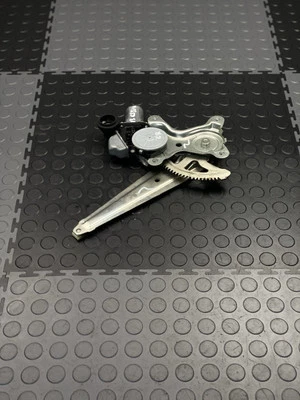 LEXUS GS350 2013-2015 CONDUCTOR IZQUIERDO REGULADOR VENTANA TRASERA MOTOR OEM Foto 1 de 4