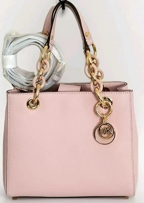 🌞BOLSO BANDOLERA DE CUERO SAFFIANO ROSA FLOR CYNTHIA MICHAEL KORS🌺¡NUEVO CON ETIQUETAS! Foto 1 de 4