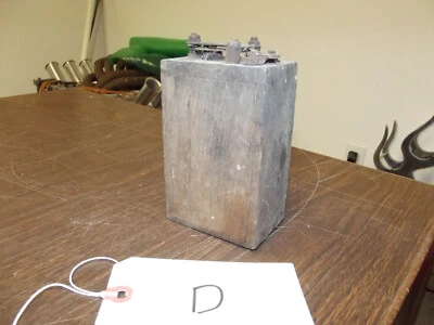 Caja bobina Ford modelo T 1908-1927 vintage Ford Script madera Foto 1 de 4