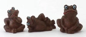 Juego de 3 Mini Ranas Sapos Miniatura Humorosas Pequeñas Medias - Imagen 1 de 2