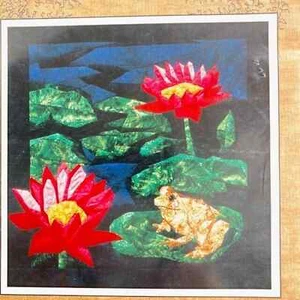 "Lily Pond" Pieced & Applique Quilt Pattern for wall quilt 17.5" X 17.5" - Picture 1 of 3
