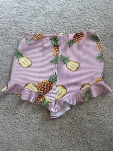 Forever 21 Ladies Pineapple Knit Shorts X small - Picture 1 of 1