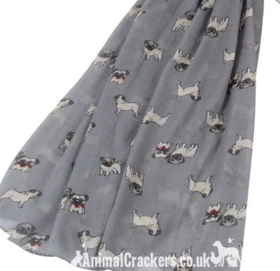 Damen Mops Hund Druck Schal Sarong Schal FARBOPTIONEN Baumwollmischung Hundeliebhaber Geschenk