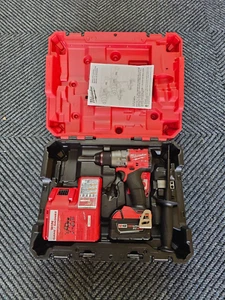Milwaukee 2904-20 KRAFTSTOFF 1/2"" Bohrhammer + Akku 5,0AH + Ladegerät + Gehäuse - Bild 1 von 5
