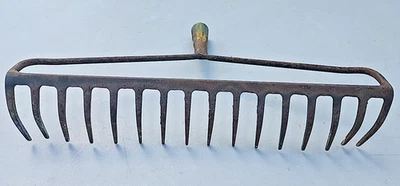 Cabeça de ancinho de quintal 16 dentes decoração de fazenda ferro fundido metal 16" comprimento jardim vintage EUA - Imagem 1 de 4