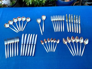 Vintage WILTSHIRE Silver Plated 44 Piece CUTLERY SET for 6 People - Picture 1 of 8