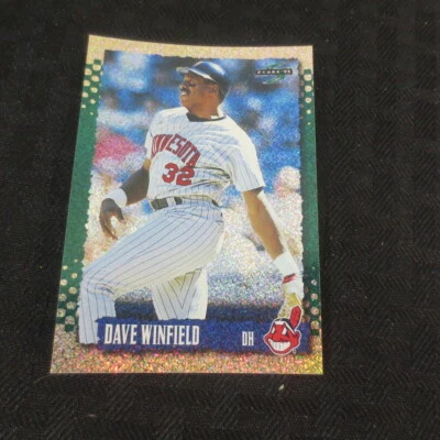 1995 Score Platinum Team #80 Dave Winfield - Image 1 of 2