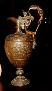 Kanne aus Bronze Verzierung Bacchanale - 19th - Bronze Vase With Relief Scenes - Bild 1 von 12