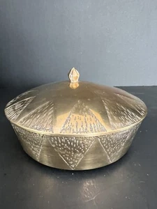 vintage mid century Brass Starburst Covered Bowl 5.5” Across - Picture 1 of 5