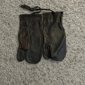 VTG MILITARY TRIGGER FINGER MITTENS LEATHER SHOOTING BROWN GERMAN NON-INSULATED - Picture 1 of 6