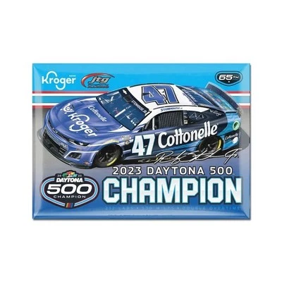 Ricky Stenhouse Jr DAYTONA 500 WINNER Metal Magnet 2.5" x 3.5" - Image 1 of 2