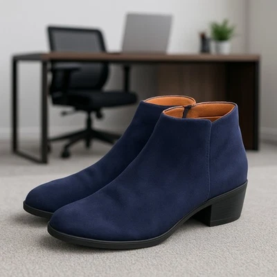 Botines de tacón bajo de gamuza azul marino SODA talla 11 con cremallera Foto 1 de 4