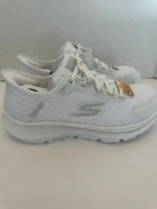 Skechers Shoes Slip Ins Womens Size 8 White Go Run Hands Free Trainers Sneakers - Picture 1 of 10