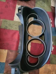 M35       2007 Dash Bezel 424 - Picture 1 of 3