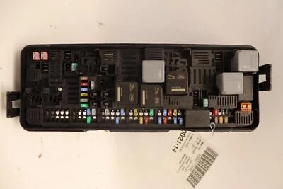 2016-2017 RANGE ROVER SPORT 3.0L REAR TRUNK POWER JUNCTION FUSE BOX BLOCK OEM - Image 1 of 4