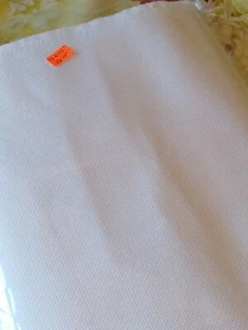 1 END OF ROLL 14ct WHITE 11"x112" IDEAL 4 CARD MAKING AND SMALL PROJECTS - Picture 1 of 1
