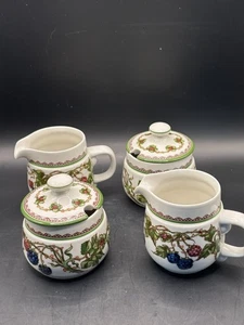 Goebel West Germany Oeslauer Creamer And Sugar Set Berry Vines - 2 Sets! - Picture 1 of 7
