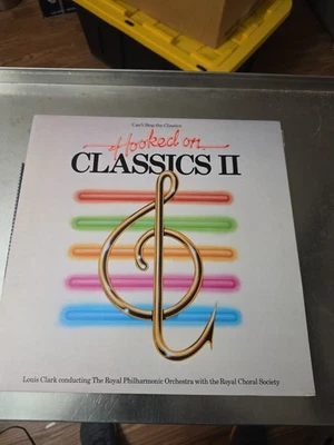 VARIOUS Hooked On Classics II 1982 Vinyl LP RCA AFL1-4373 - VG+ - Image 1 of 4