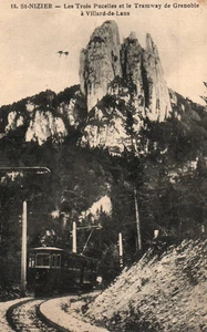 CPA 38 - SAINT-NIZIER (Isère) - 15. Les Trois Pucelles et le Tramway de Grenoble - Picture 1 of 2