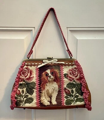 Bolsa de agulha Isabelle Fiore King Charles Spaniel para cachorro - Imagem 1 de 4