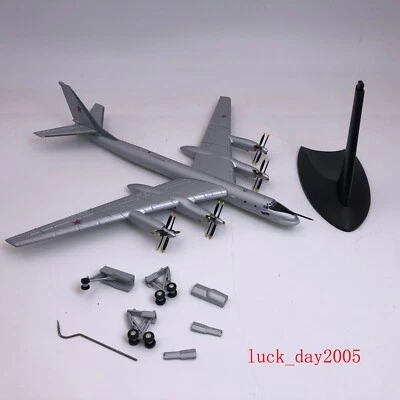 AMER Russia Air Force Tu-95ms Bear Bomber 1/200 Diecast Model Exquisite Ver - Image 1 of 4