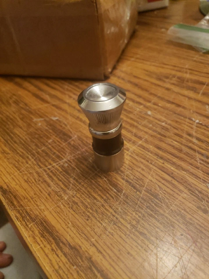 Nuevo de Lote Antiguo 1966 Pontiac GTO encendedor de cigarrillos botón elemento LeMans GM Bonneville Foto 1 de 4