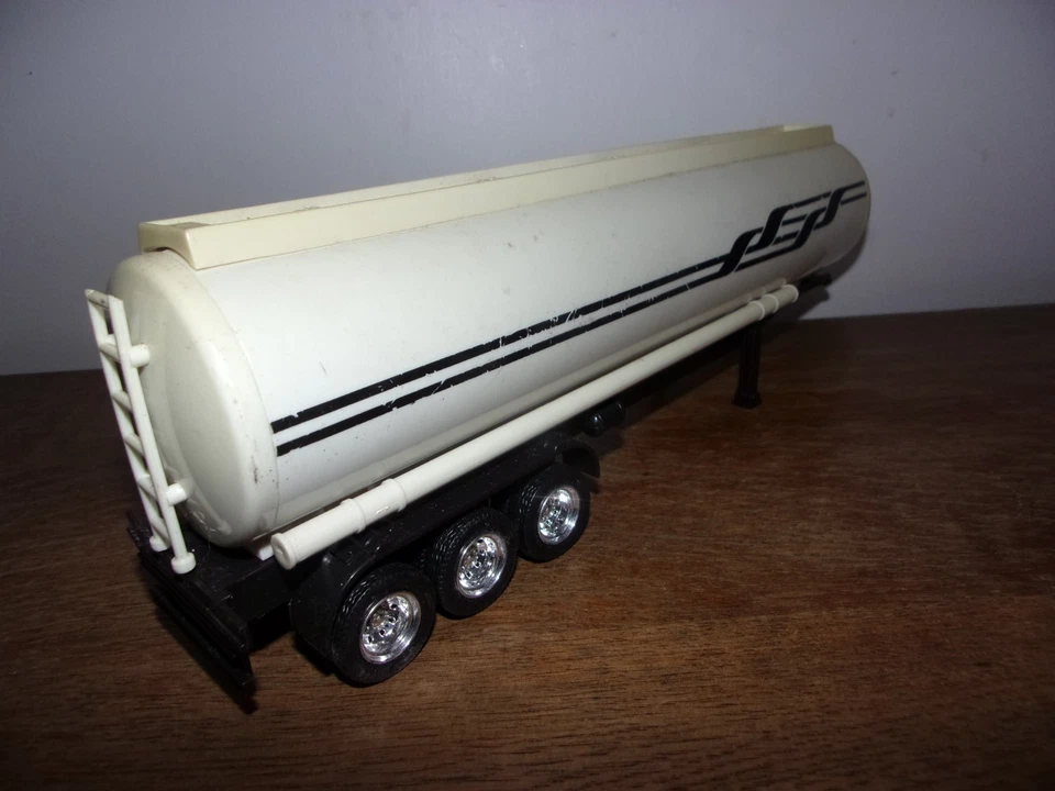 1/43 New Ray Semi Remorque Citerne Tanker Tank camion Truck trailer rimorchio - Photo 1/4