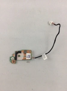 Placa de botón de encendido genuina Toshiba Satellite L55-A5226 con cable V000320110 NT* - Imagen 1 de 3